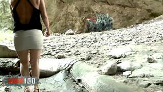 Dones que esperen la seva oportunitat de ser fotudes