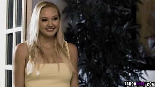 Mẹ, Lauren Phillips và thiếu niên Paisley Porter lấy nhau, giường phòng ngủ lớn thịt người đàn ông