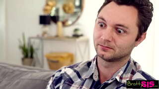 Pas Sis &quot;Stretch pasarica mea cu banane&quot; S17:E5