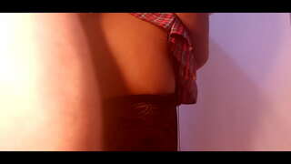 Minha filha esta ficanu muito gostosa acho que vou fodela