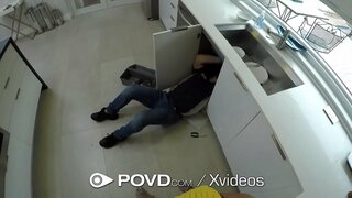 Groot piel skyfies in stywe poesie