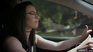 Casey Calvert je otišao pokupiti svoje stvari kod svog bivšeg